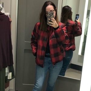 Universal Thread Red Black Buffalo Plaid Puffer Jacket Water Resistant Small
